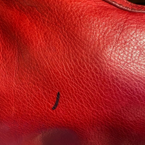 Marc Jacobs Leather Hobo Shoulder Bag - Picture 7 of 16